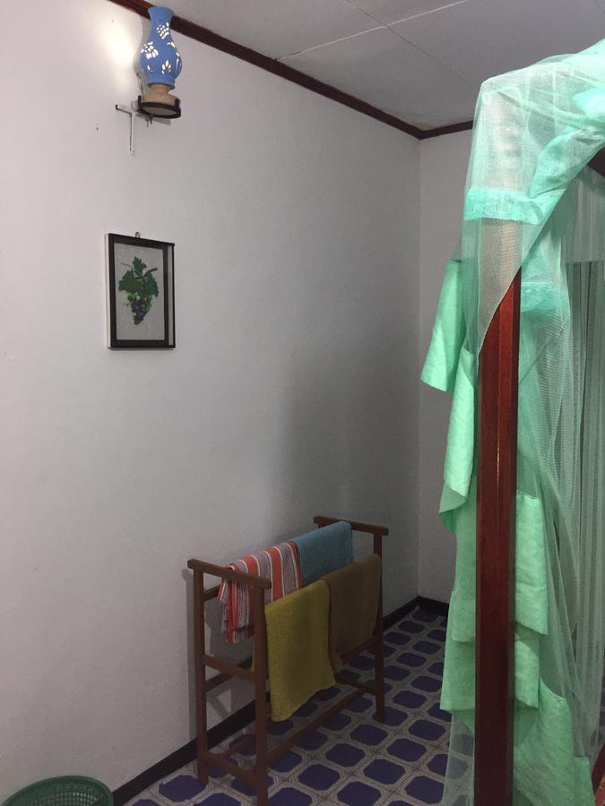 Sea Side Guest House Tangalle Exterior photo